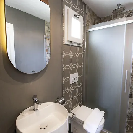 호텔 Monat 알라카티