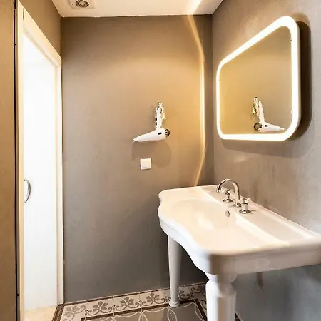 Monat 호텔 알라카티