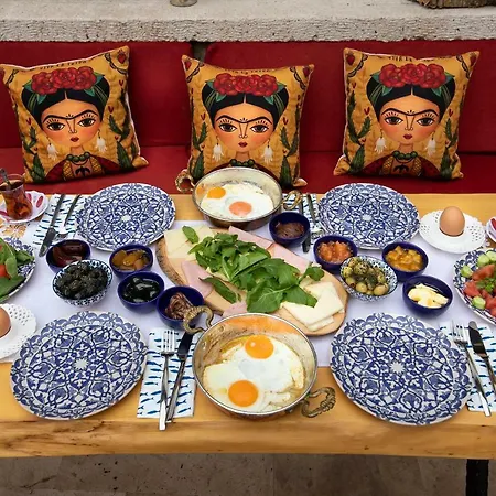 מלון Monat אלאקאטי