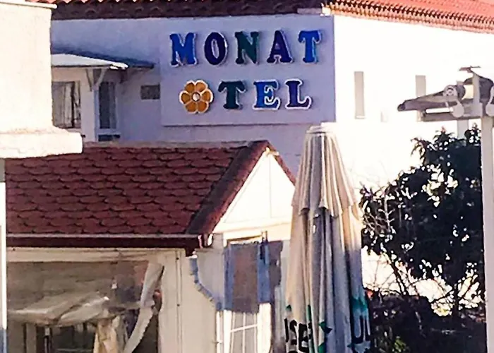 Отель Monat Алачати